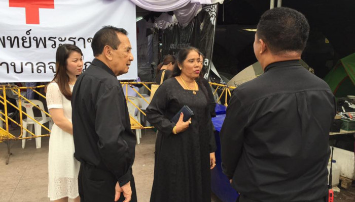 โรงทานสมเด็จพระเจ้าตากสินมหาราช ร่วมกับมูลนิธิ 5 ธันวามหาราช ร่วมแจกอาหารพระราชทาน บริเวณท้องสนามหลวง